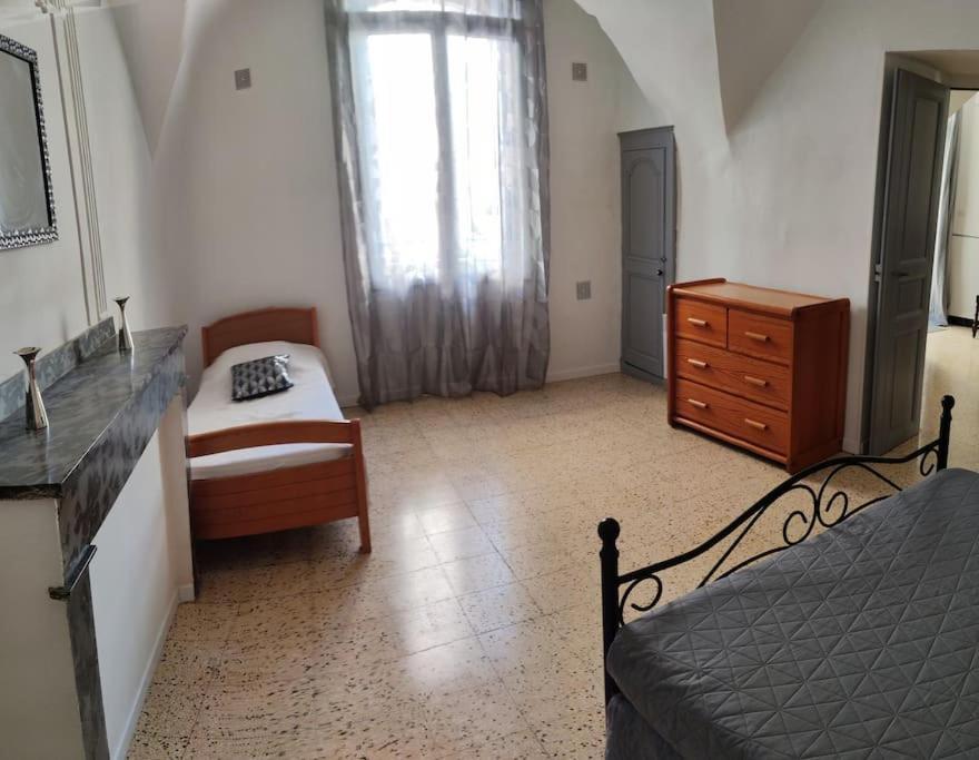Le Gite De Flavie Montpeyroux (Herault) Exterior foto